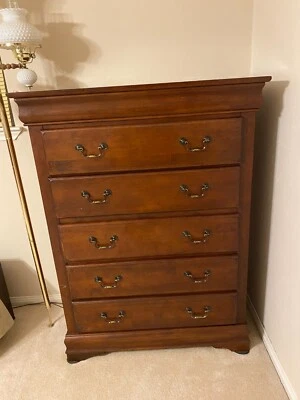 Large Mahogany Chest of Drawers in very good condition - Image 1 of 4