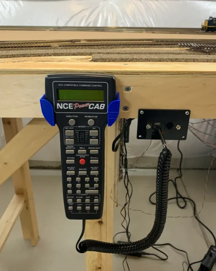 NCE Power CAB/Throttle Cab Wall Mount - 2 Pack - Image 1 of 1