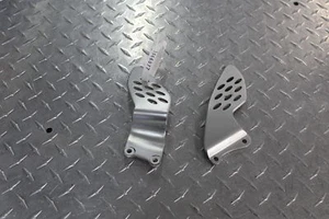 2004 YAMAHA YZF R1 REARSET REAR SET HEEL GUARD COVER SET PAIR - Picture 1 of 10