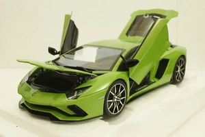 Lamborghini Aventador S 2017, 79133, AutoArt 1:18 - Picture 1 of 19