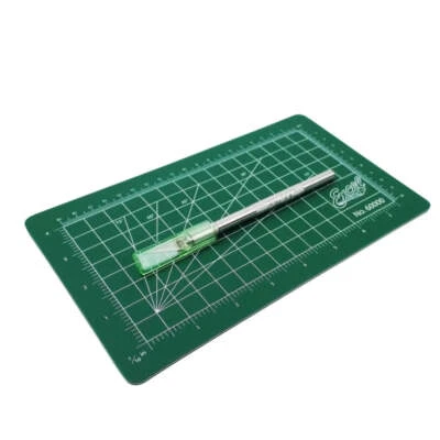 Mini Precision Cutting Kit with K1 Knife & 5.5 x 9 Mat Carded - image 1 of 2