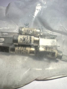 Eaton Bussmann AAO32 32A 550Vac Bussmann Serie Standard BS88 Sicherung * 1 Aus Sicherung * - Bild 1 von 1