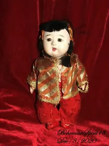 RARE ANTIQUE 1920's JAPAN Composición Ojos de cristal Outfit Original 7'' GIRL DOLL - Imagen 1 de 6