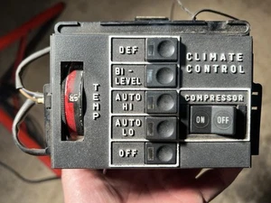 ⭐️1970 - 1981 MERCEDES W123 W116 W107 R107 FRONT AC CLIMATE CONTROL HEATER 300SD - Picture 1 of 8