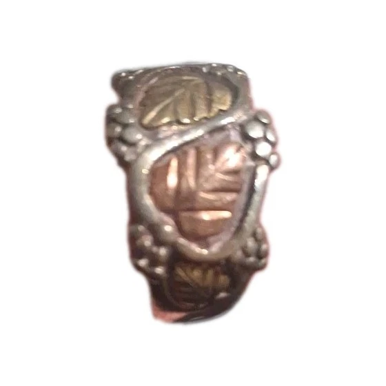 Black Hills Gold Sterling Silver 10k Grape Leaves Tri Color Band Ring RL Size 7 - Image 1 of 4