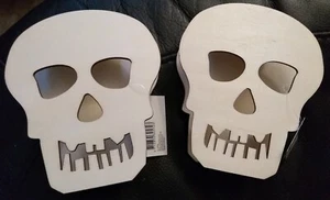2 X SKULLS wooden Crafting 13.5x3x11.5cm Standing decoupage etc - Picture 1 of 6