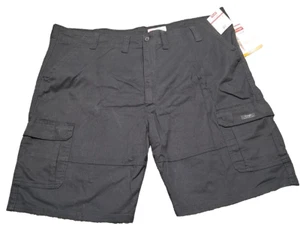 New Wrangler Men's Sz 48 Relaxed Fit Epic Soft Cargo Shorts 10" Inseam Black - Picture 1 of 13