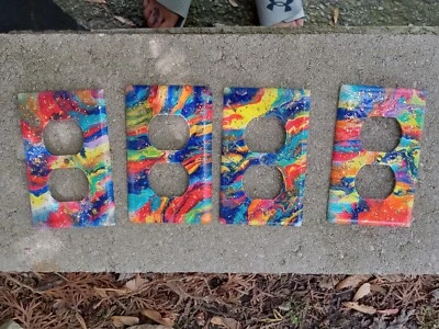 Juego de 4 cubiertas de toma de luz pintadas Foto 1 de 4