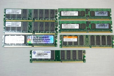 Lot x7 Used PC DIMM RAM, 4-512MB PC2700 + 2 512MB PC3200R + 1-1GB PC3200 - Image 1 of 3