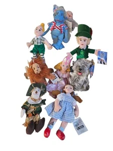 1998 WIZARD OF OZ 8 STUFFED ANIMAL LOT DOROTHY LION  ETC WITH TAGS - Picture 1 of 3