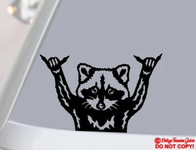 Mapache colgante suelto - calcomanía de vinilo coche ventana trasera parachoques pegatina signo shaka Foto 1 de 2