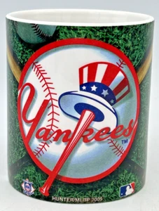 Vintage 2005 NY Yankees Wrap Around Coffee Mug Official MLB Merchandise Y2K - Picture 1 of 6