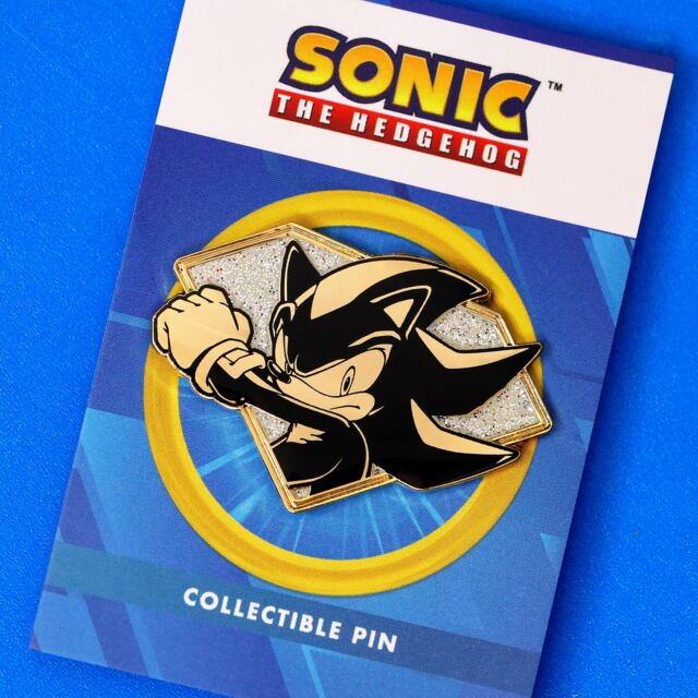 Sonic the Hedgehog Knuckles 1.5 enamel pin and magnet -  Portugal