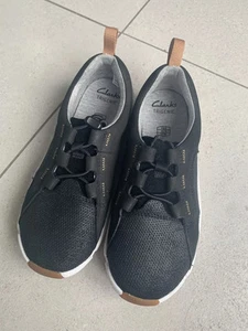 NEW CLARKS TRIGENIC TRI WEAVE OLDER BOYS LEATHER TRAINERS SHOES SIZE 12 G - Picture 1 of 5