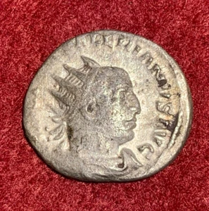 IMPERIO ROMANO: VALERIANO I / Antoniniano 254 d.C. / VICTORIAE AUGG /2723 - Imagen 1 de 2
