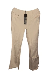 NWT DG2 Cream Flared Jeans Size Large - Picture 1 of 3