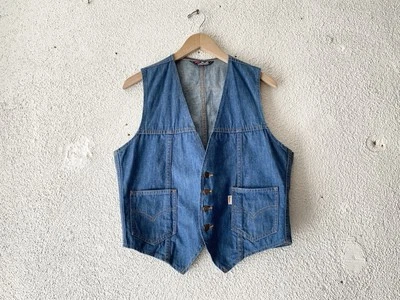1970s vtg LEVIS INDIGO DENIM FRESH PRODUCE CARROT TAB VEST M - Image 1 of 4