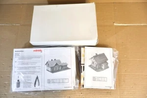 MARKLIN FALLER 110097 HO KLEINSTATION & GATEKEEPER'S LODGE MODEL KIT om - Picture 1 of 7
