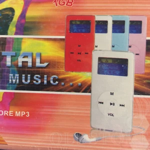 ►AUDIOLA PD 806◄ MICROLETTORE BIANCO MP3 WMA 1GB DISPLAY OLED - Picture 1 of 6