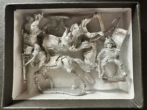 3 x Perry Miniatures 28mm Japanese Samourai Mounted Miniature SAM17 Metal - Picture 1 of 2