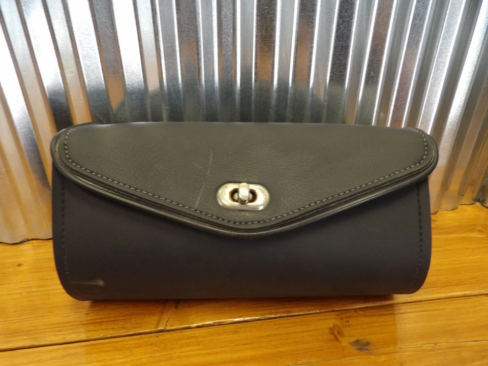 04-18 Honda Shadow Aero VT750C CORREA EN ALFORJA BOLSA / BOLSA DE ALMACENAMIENTO Foto 1 de 3