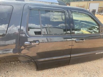 2006-2010 MERCURY MOUNTAINEER REAR PASSENGER SIDE DOOR BLACK LOCAL PICKUP ONLY - Imagem 1 de 4