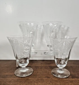 ELEGANTE EISTEEBECHER MIT GEÄTZTEM FUSS 4er-Set - Bild 1 von 7