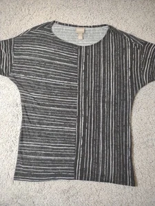 Blusa Chico’s Manga Corta Talla 0 Negra Blanca Preparación Arte Dinero - Imagen 1 de 14