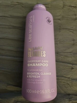 Champú Lee Stafford Bleach Blondes para el cuidado diario mantiene los tonos frescos  Foto 1 de 3