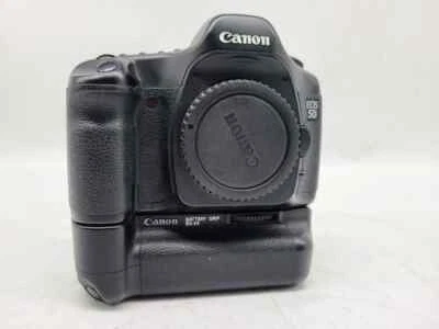 Canon EOS 5D Cuerpo DS126091 con empuñadura de batería BG-E4 Foto 1 de 4