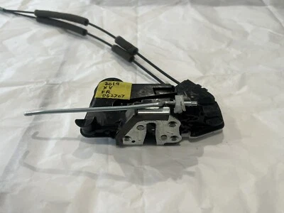 2019 Subaru xv Crosstrek driver side front right door latch lock Actuator OEM - Image 1 of 3
