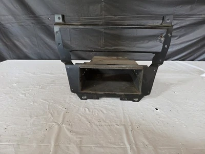 1986 Volvo 240 suporte de controle de aquecedor e cubículo - Imagem 1 de 4