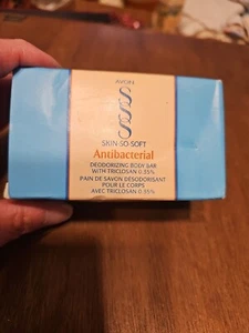Avon Skin So Soft Antibacterial Deodorizig Body Bar SOAP Original NEW 1998 - Picture 1 of 3