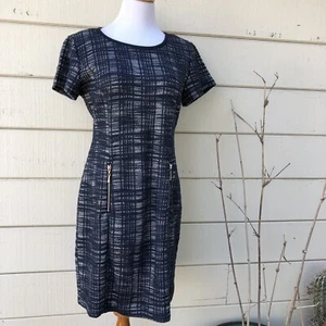 Sharagano Versatile Sheath Pencil Dress Soft White Navy Herringbone Women 10P - Picture 1 of 7