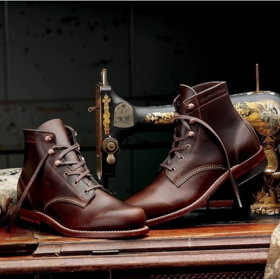 Wolverine Brown Leather 1000 Mile Samantha Pleet Ankle Boots Sz 6 B - Image 1 of 4