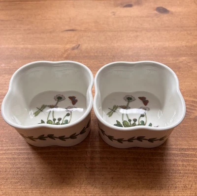 PORTMEIRION Botanic Garden Bellis Perennis Set of 2 Scalloped RAMEKINS  - Image 1 of 4