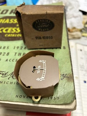 Ford 1939 amperímetro estándar medidor de tablero #91A-10850 nuevo calibre de amplificador en caja Foto 1 de 3