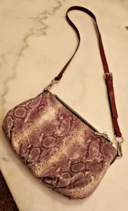 G.I.L.I. Got It Love It Leather Snake Crossbody Bag purse MINT - Picture 1 of 7