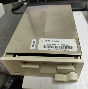 Lecteur de bande interne TEAC MT-2ST/N50 19305070-76 50 broches SCSI 3,5" - Photo 1/3