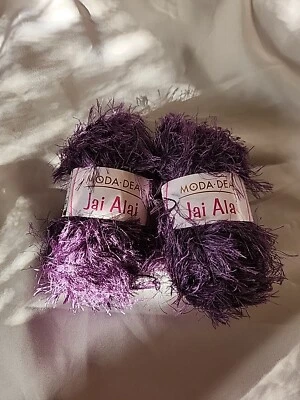 Moda Dei Jai Alai Yarn Plum 2 Skeins 1.76oz 93yd - Image 1 of 3
