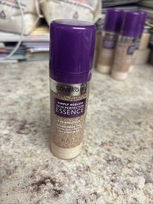Covergirl Simply Ageless Skin Perfector Essence 20 Light SMALL BUSINESS 🎀🪩🧸 - Image 1 of 3