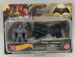 2016 Hot Wheels Batman V Superman Mighty Mini Batman & Batmobile - Bild 1 von 2