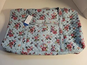 Vera Bradley Large Travel Duffle Over Night Bag Gym Bag Water Bouquet NWT - Picture 1 of 8