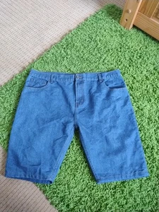 Men's Denim Shorts 42 Waist - Picture 1 of 3