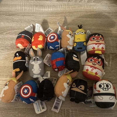 Just play Minis Lot Of 17. Marvel, Ryan’s world, looney tunes and Batman - Image 1 of 4