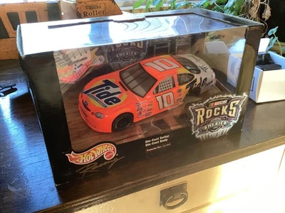 HOT WHEELS RACING - Rocks -  NASCAR 1/24 DIECAST RICKY RUDD #10 TIDE FORD - Image 1 of 4