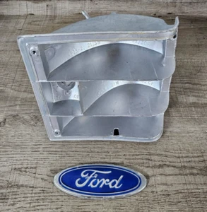 Ford Cortina Mk3 DRIVERS REAR LIGHT UNIT 73 BG13434 NEW OLD STOCK RARE NOW - Picture 1 of 4