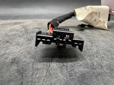 Mercedes-Benz Clase C C240 2001-2004 OE caja de fusibles coleta arnés de cables 0375456728 Foto 1 de 4