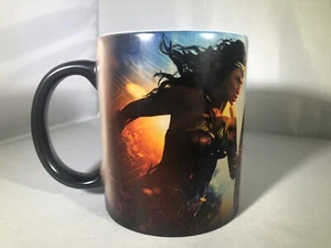 Morphing Mugs Heat Sensitive Justice League Wonder Woman (Protector of Humanity) - Picture 1 of 8