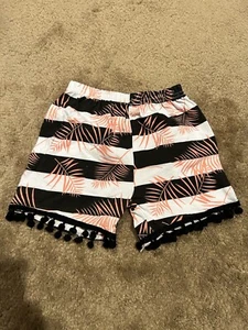 NWT Juicy Couture Tropical Palm Leaves Pom Pom Black White Shorts-4T-$34 - Picture 1 of 1